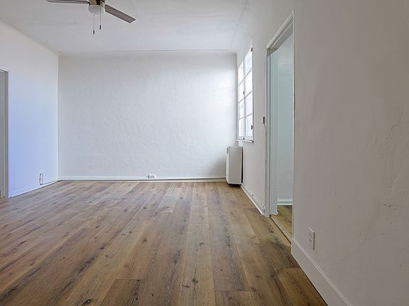 3rd image of 104 S Edgemont St #G404