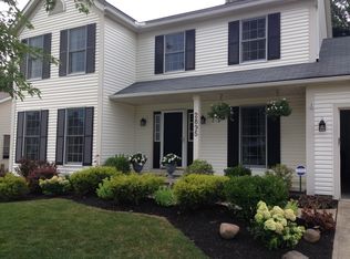 2895 Oakcrest Dr, Barberton, OH