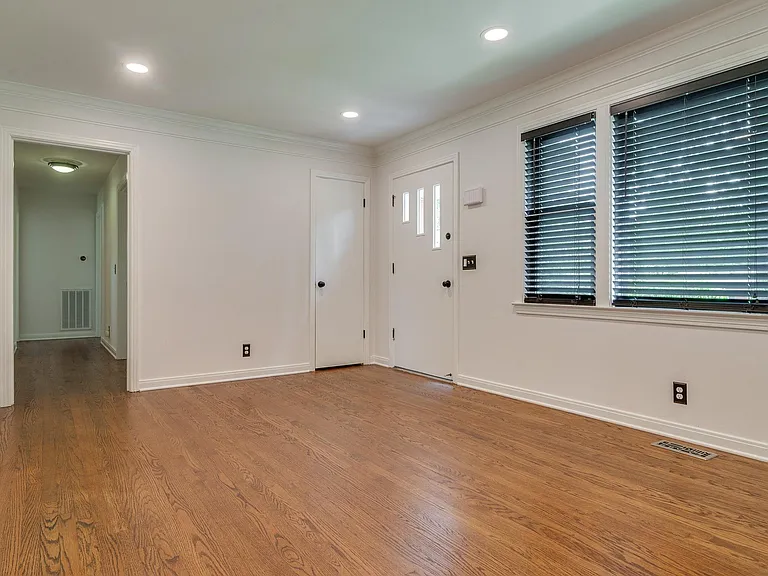 533 American Rd — Photo 6