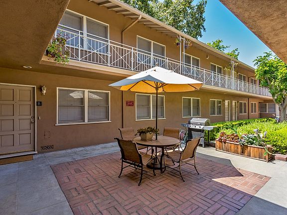 4th image of 335 S Los Robles Ave APT S