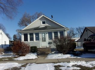 816 S 5th St, Hoopeston, IL 60942