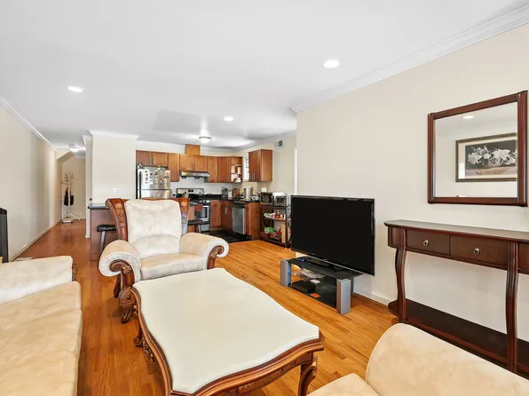 42-19 214th Place image 6 of 44