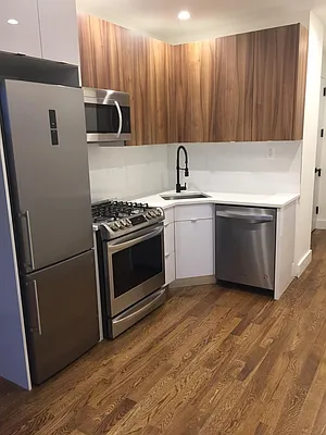 Rented by Midbrook Realty, LLC | media 14