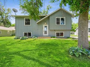 409 Water St, Center Point, IA 52213