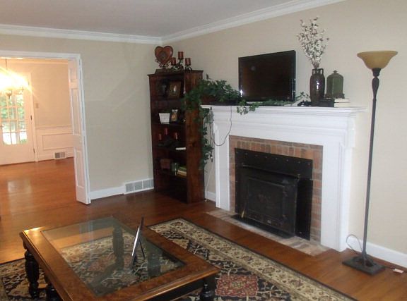 2nd image of 113 Overbrook Dr