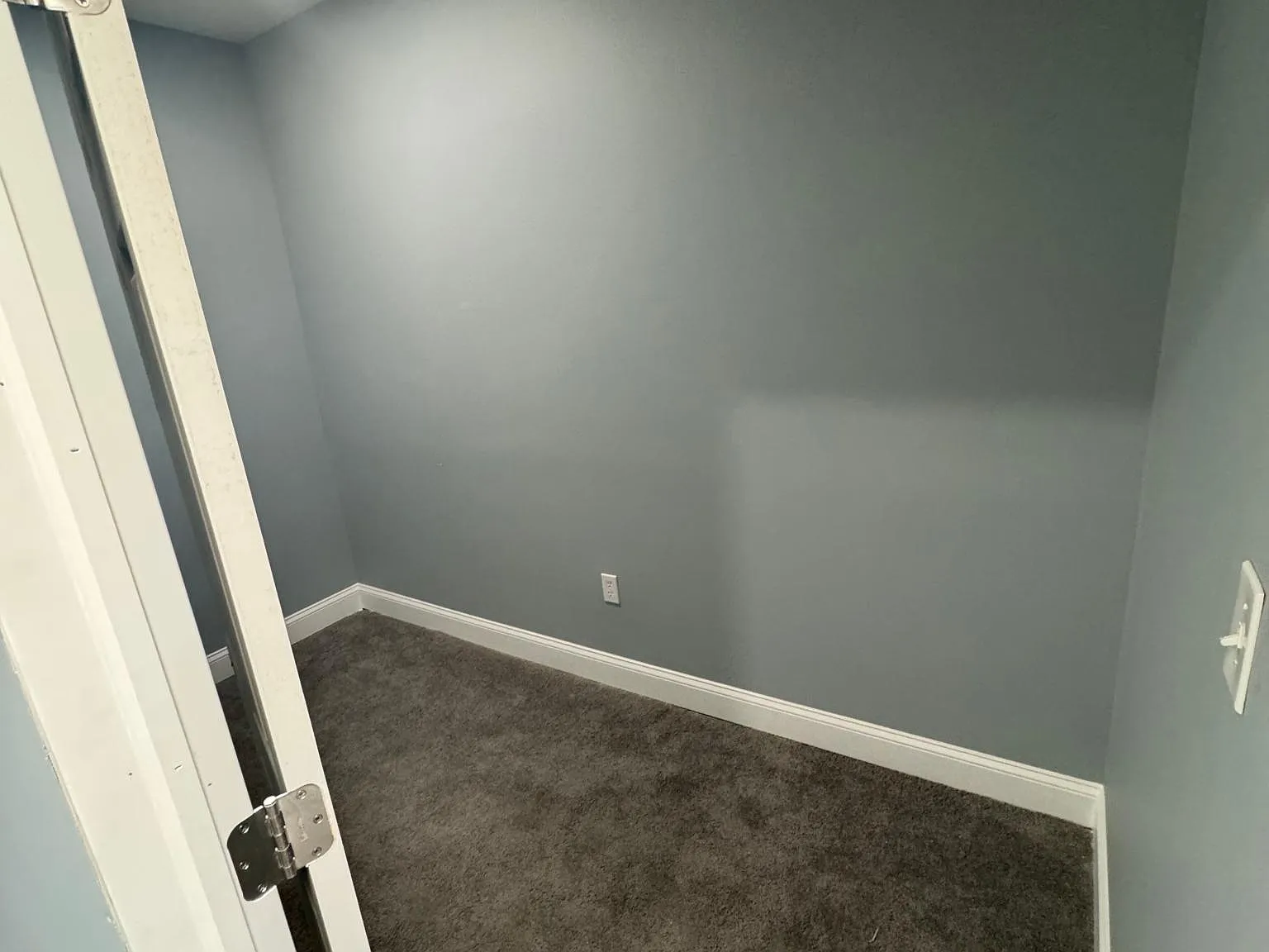1 bed, 1250 sqft, $500 — Photo 1
