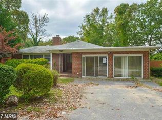 8030 Long Hill Rd, Pasadena, MD 21122