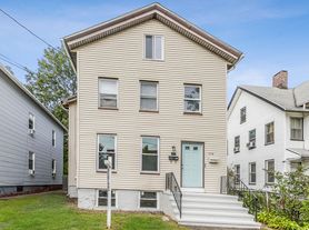 140 Nash Street