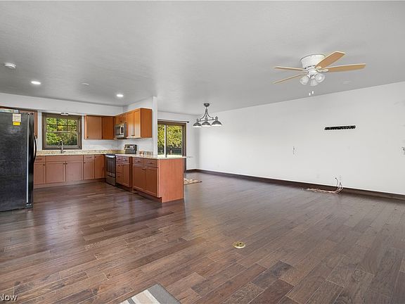 4th image of 6760 Mason Rd