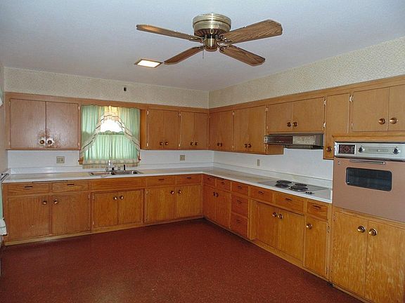4th image of 4767 N 52nd St