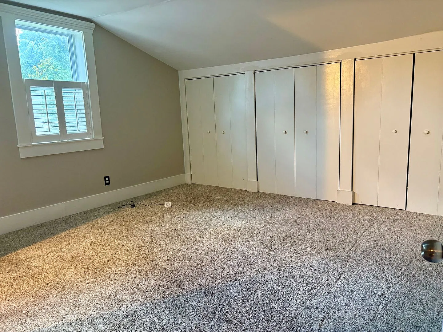 118 E Oak St #1 — Photo 3