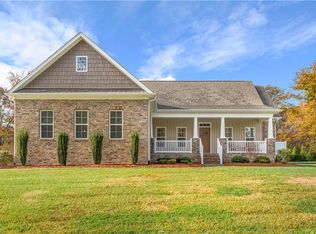 2101 Walnut Crossing Run, Yadkinville, NC 27055