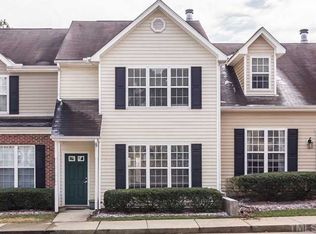 809 Rothshire Ct, Raleigh, NC 27615