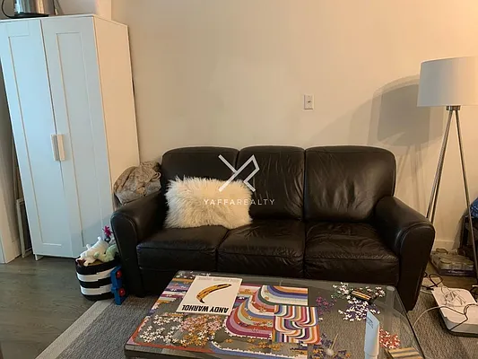 Rented by Yaffa Realty LLC | media 17