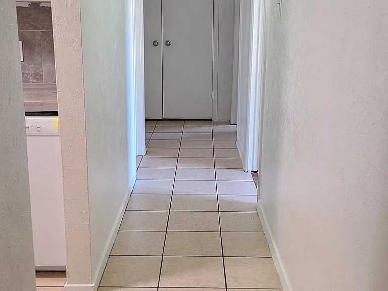 2703 Ponderosa St — Photo 10