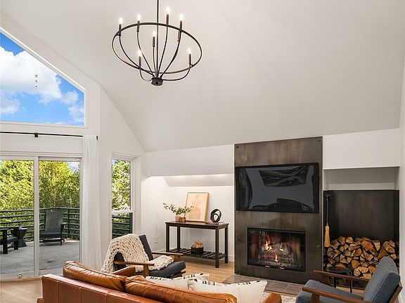 2nd image of 1623 187th Avenue NE