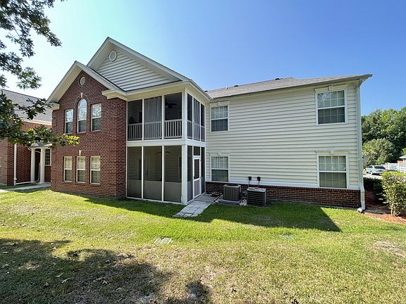 2nd image of 2129 Sanderling Dr APT C