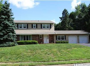 126 McCutcheon Ct, Middletown, NJ 07748