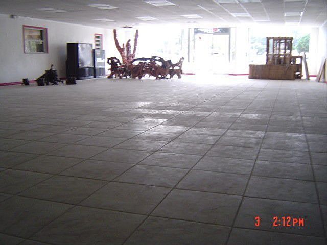 2nd image of 5223 Park Blvd