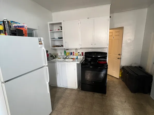 1221 4th Ave #1, Greeley, CO 80631