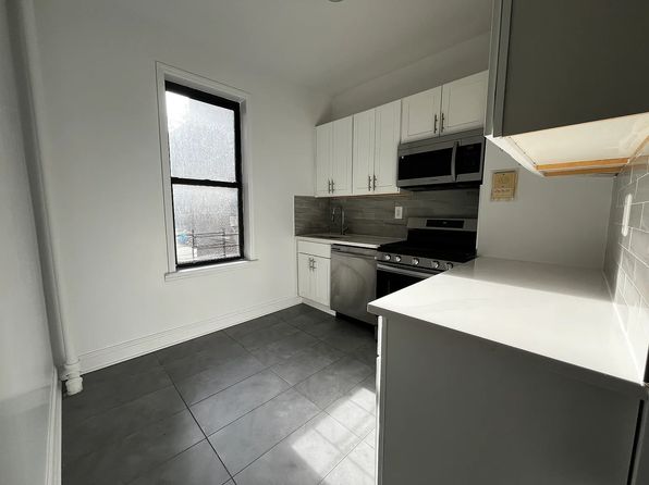83-83 118th St APT 4K