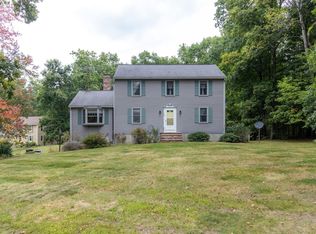15 Hannan Ridge Rd, Haverhill, MA 01832