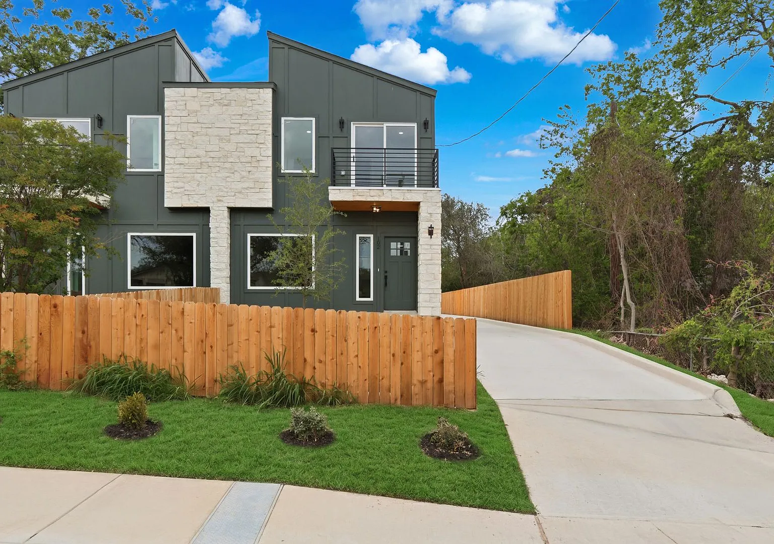 New Build Ready for Move In! — Photo 3