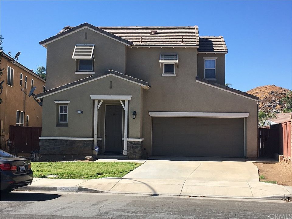 1st image of 3714 Segovia Dr