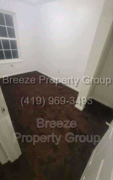 2nd image of 519 Nova St