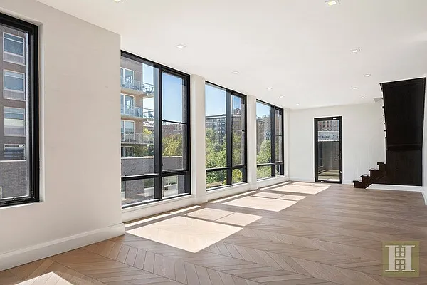 Rented by Halstead Real Estate | media 29