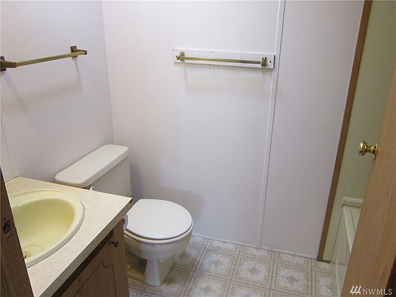5th image of 836 Harman Way S #46-48
