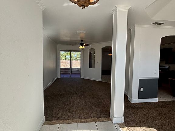 3rd image of 331 Marion Oaks Trl