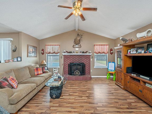 4th image of 128 Villacrest Dr