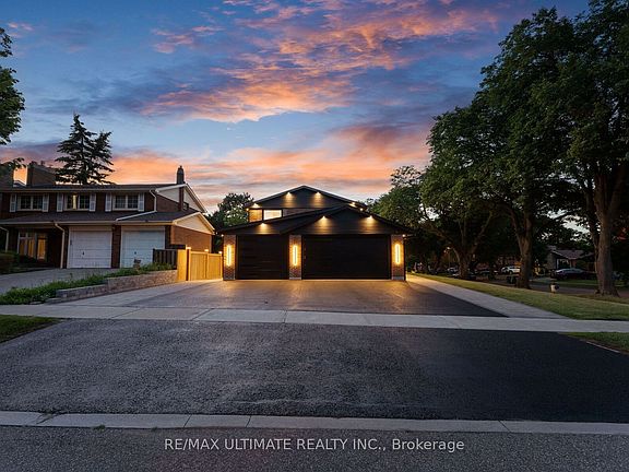 2nd image of 46 Wicklow Dr