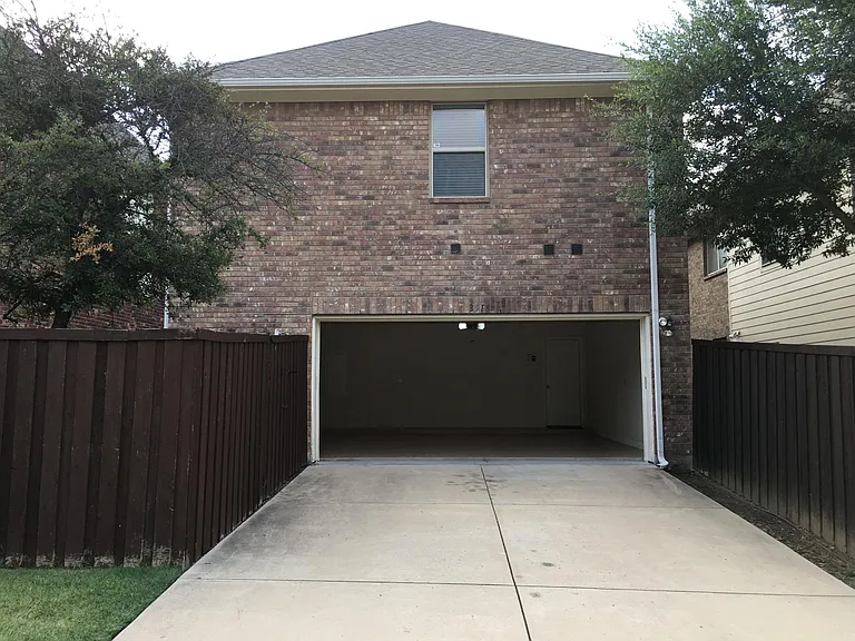 3516 Porter Creek Dr — Photo 6