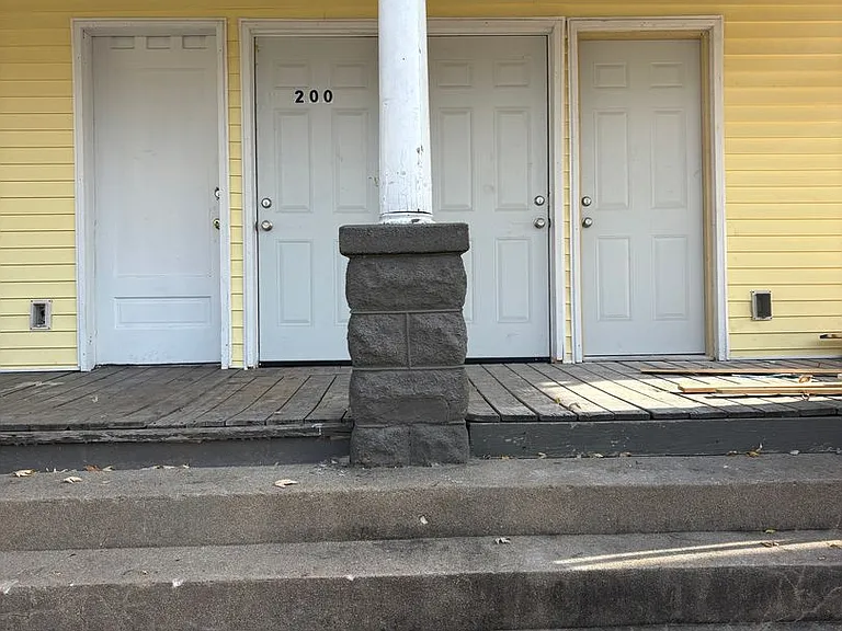 313 Gross St — Photo 6