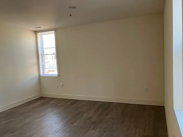 525 S Randolph St #8 — Photo 12