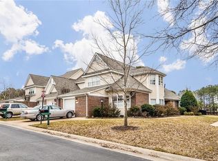 5927 Morgans Glen Dr, Glen Allen, VA 23059