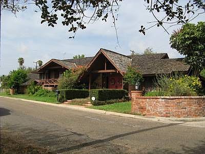 1st image of 1823 Poinsettia St