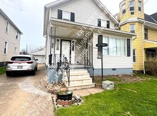 4034 E 44th St, Newburgh Heights, OH 44105