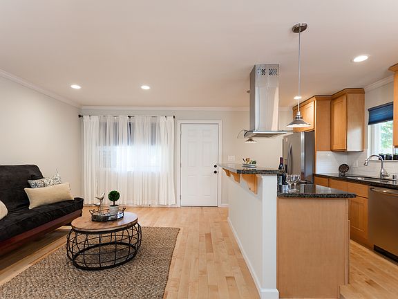 5th image of 8169 Arroyo Dr APT 4