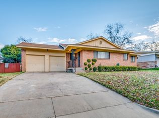 5005 Stadium Dr, Fort Worth, TX 76133