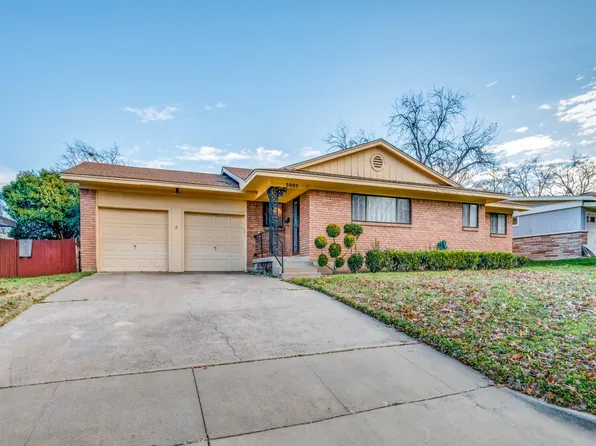 5005 Stadium Dr, Fort Worth, TX 76133