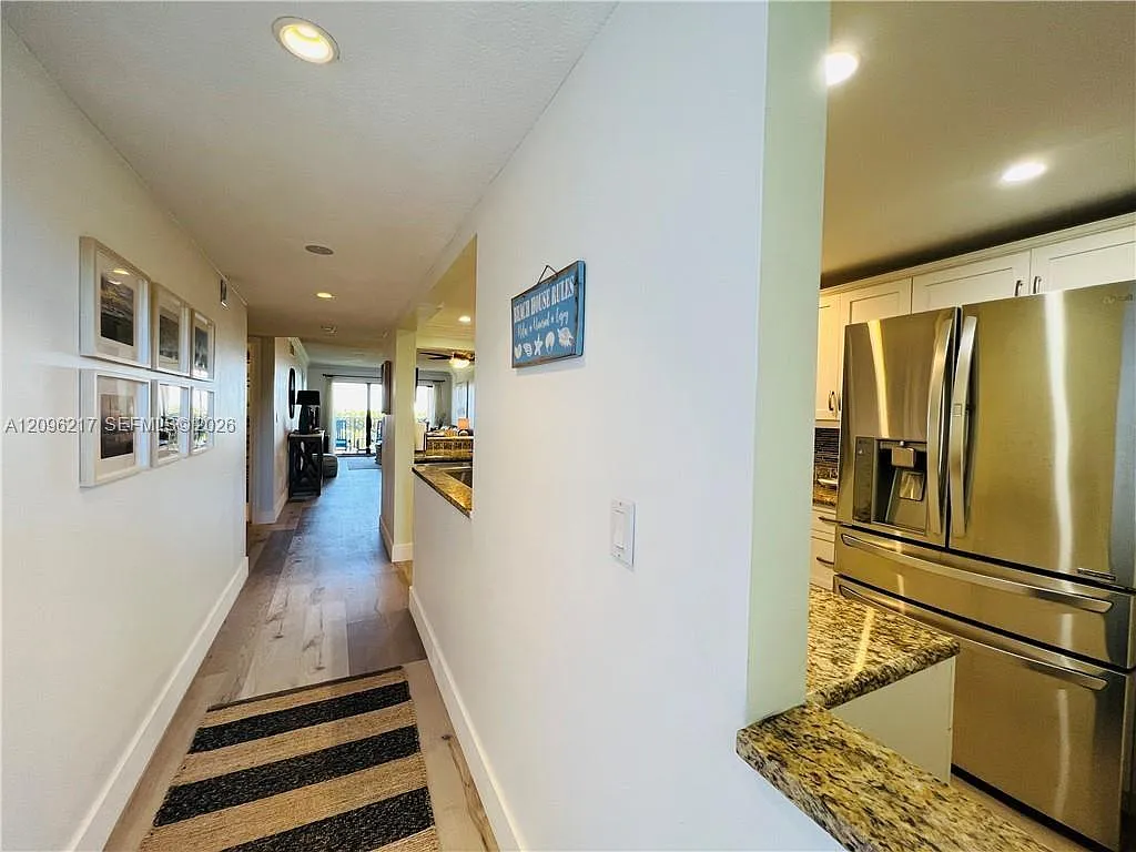 Sea Winds Condominium — Photo 3