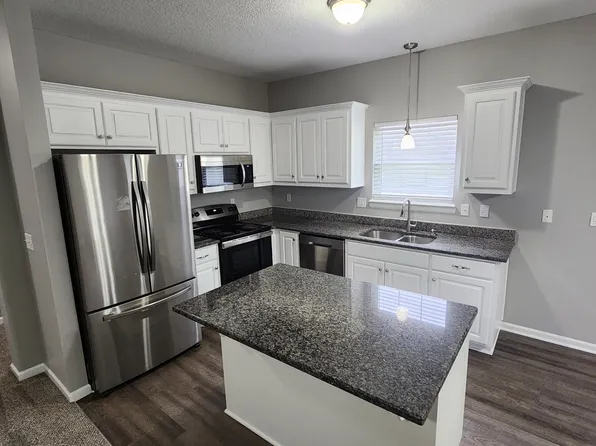 8320 N Nodaway Ave, Kansas City, MO