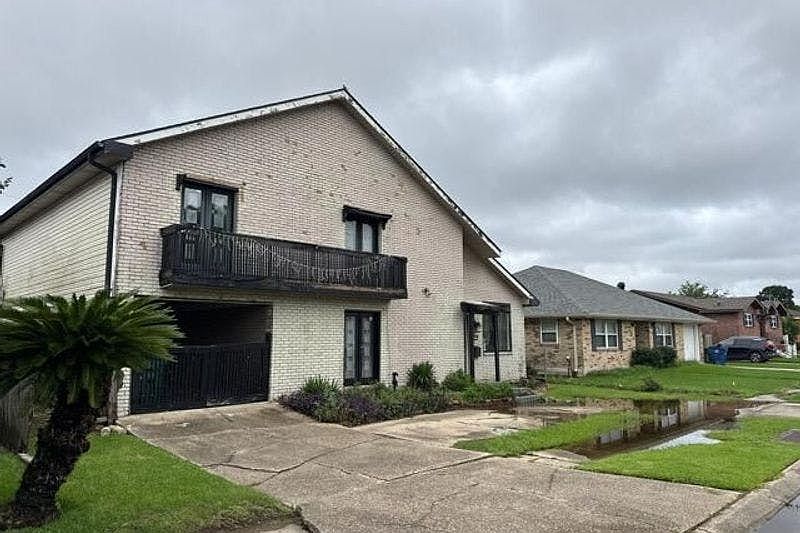 1st image of 2509 Belmont Pl