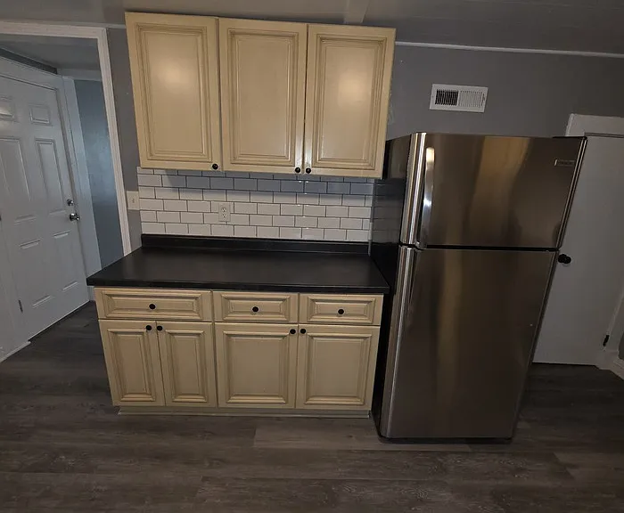 425 N Morse Ave #1 — Photo 7