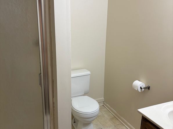 3673 Newcastle Dr SE