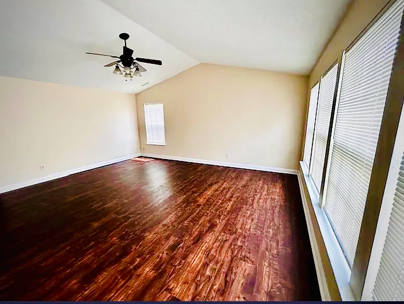 4 bed, 2718 sqft, $2,499 — Photo 1