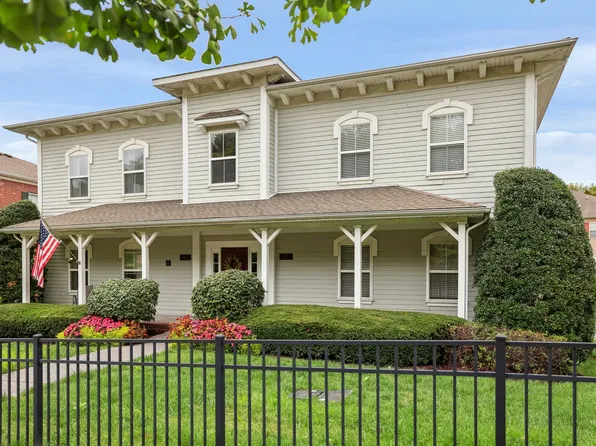 1964 Turning Wheel Ln, Franklin, TN 37067